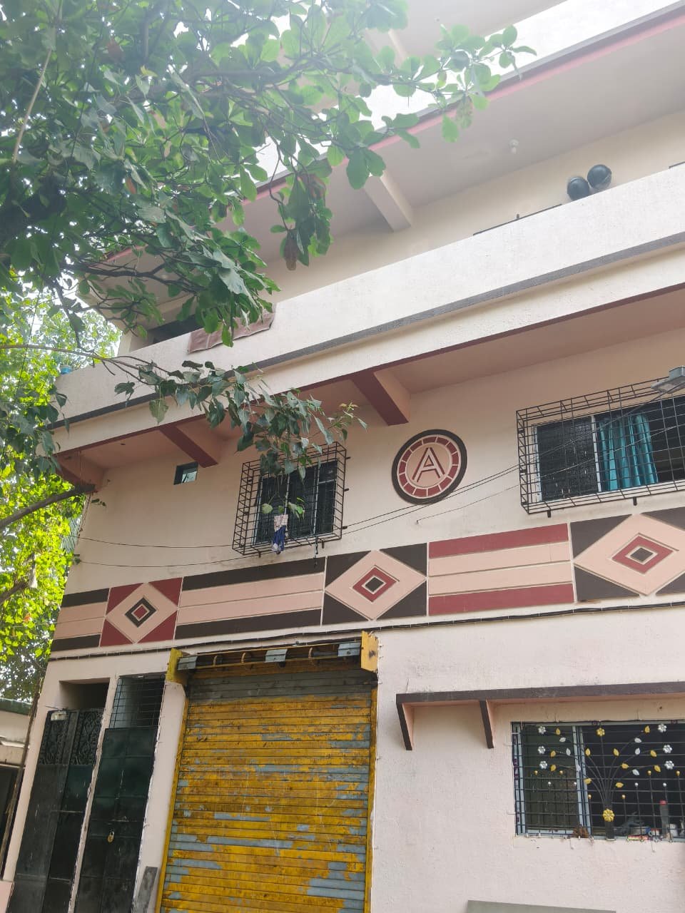 PG in Govandi New Deonar